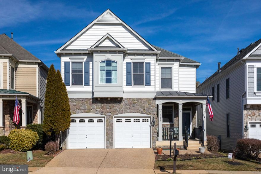 Well maintained home in sought after Kingstowne! This Stately home features a gorgeous entry with a 2-story foyer, Large Gourmet Kitchen with SS appliances, island, breakfast bar and eat in table space, Formal Living room, Formal Dining room, Family and Mud room all on the Main level. The curved staircase in the foyer leads to a spacious upper level with a loft library area, a grand primary suite with an attached sitting area, huge walk in closet and en-suite. As well, there are 2 addition large bedrooms. On the lower level you have the perfect setup for entertaining with a wet bar, and pool table, the 4th bedroom is converted to a gym with a sauna.  THIS IS A NO PETS PROPERTY. 
Kingstowne offers so many amenities! 2 pools, gyms, tennis courts, basketball courts, volleyball courts, tot lots and walk/jog/bike trails for miles! The location of this home allows you to walk to Shopping, Restaurants, Theatre and Amenities.   Convenient location close to Kingstowne Towne Center, Ft Belvoir, Old Town Alexandria, Amazon HQ2, Pentagon and downtown DC.