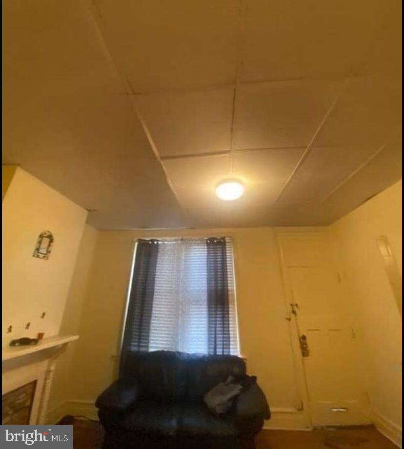 PHILADELPHIA (NORTHWEST) - Residential