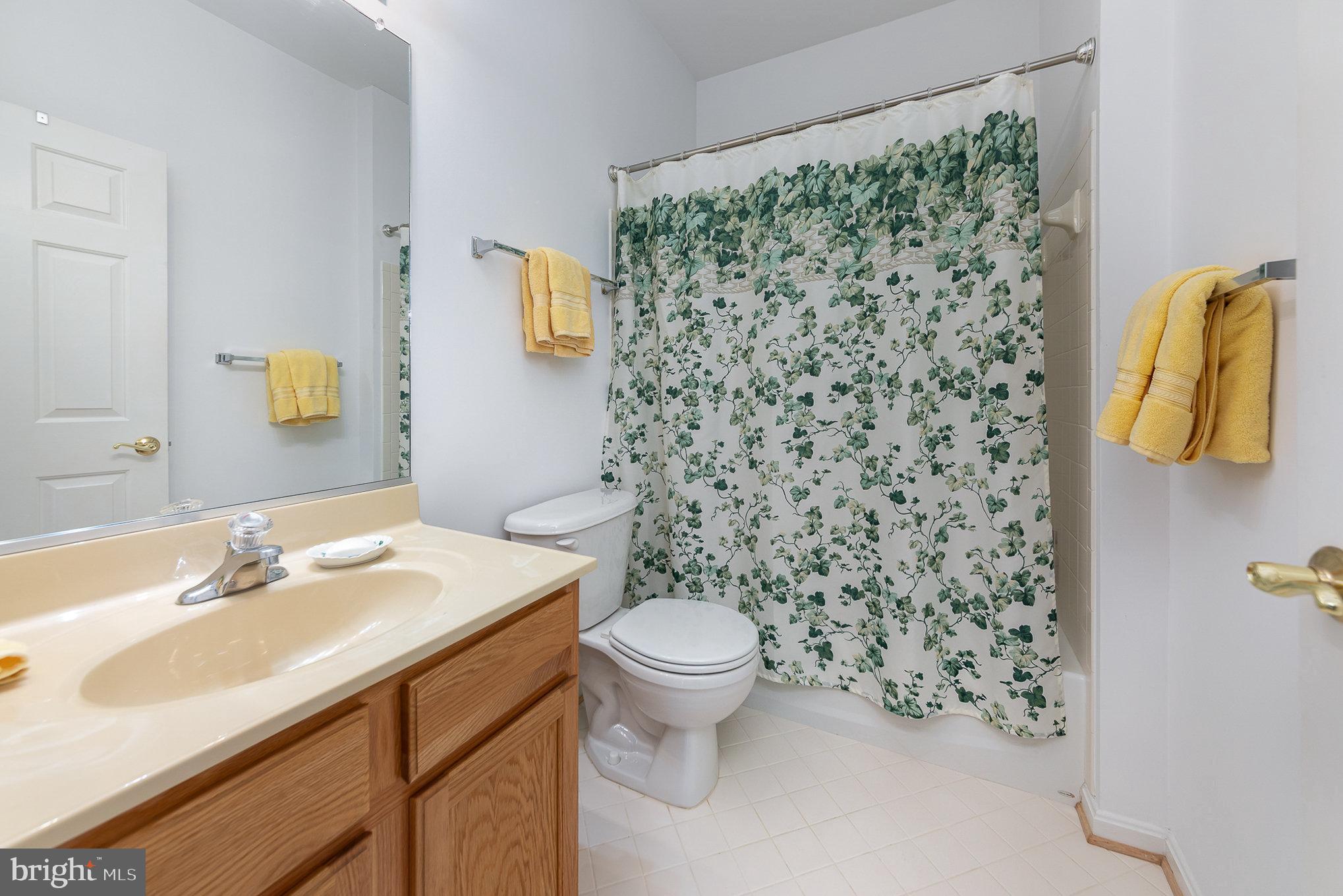 SALEM FIELDS - Residential