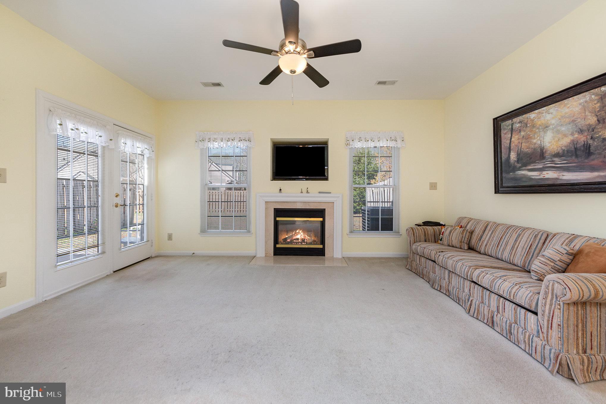 SALEM FIELDS - Residential