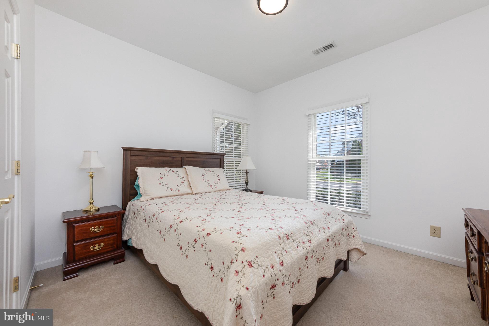 SALEM FIELDS - Residential