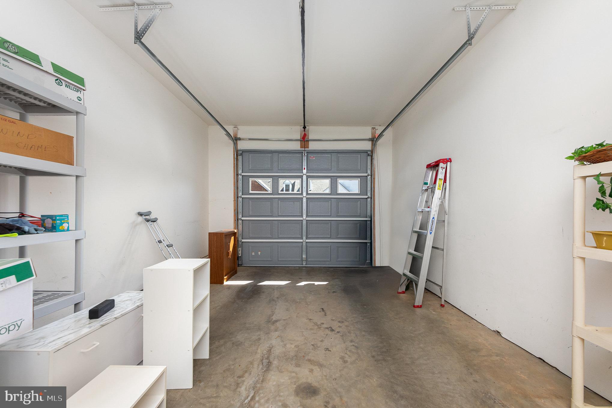 SALEM FIELDS - Residential