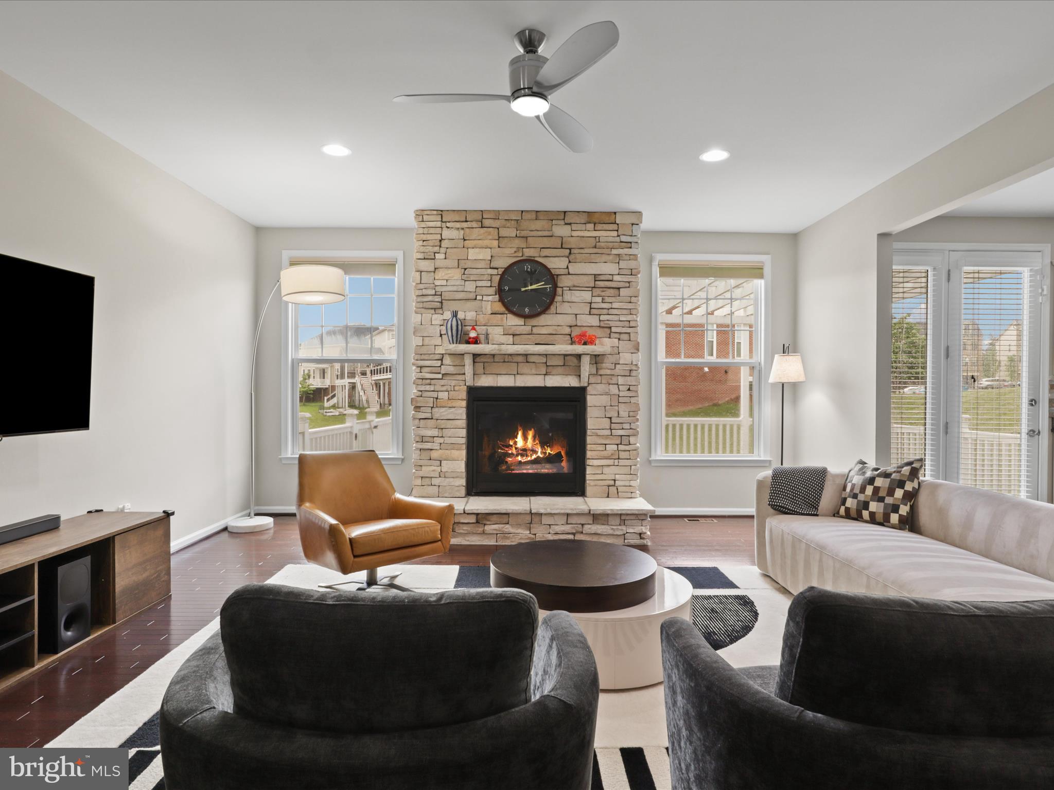 EVERMONT TRACE - Residential