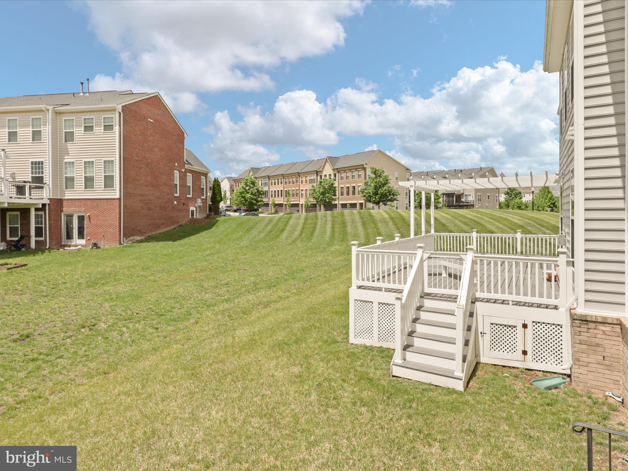 EVERMONT TRACE - Residential