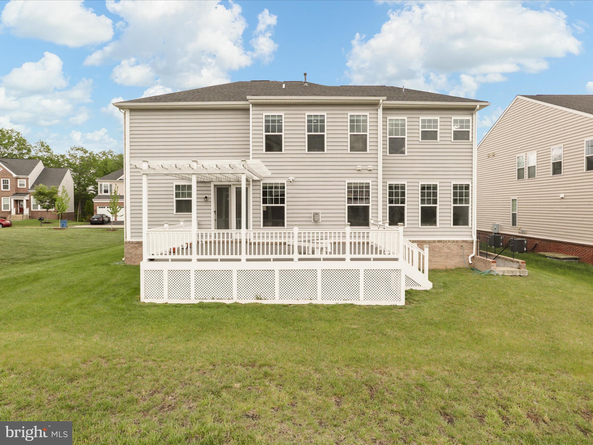 EVERMONT TRACE - Residential