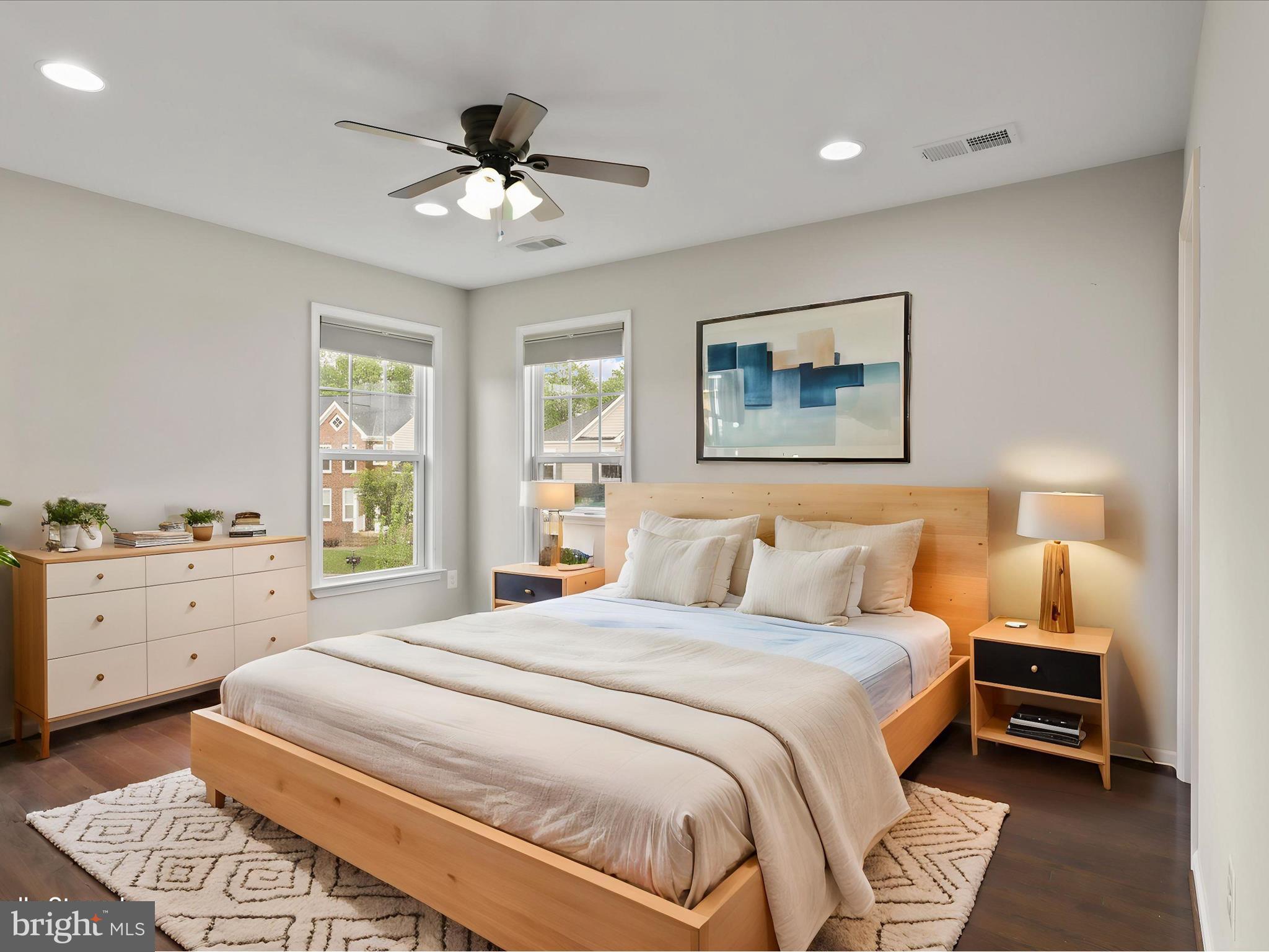 EVERMONT TRACE - Residential