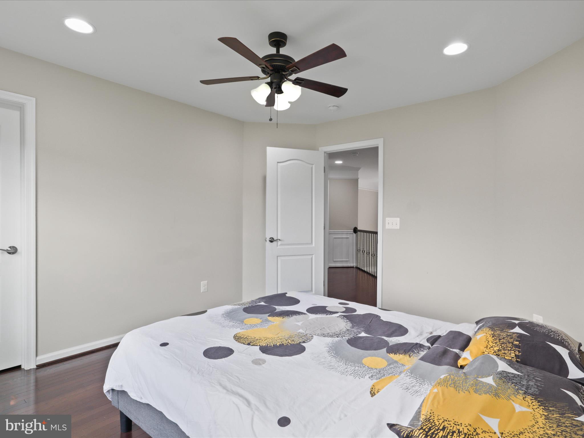 EVERMONT TRACE - Residential