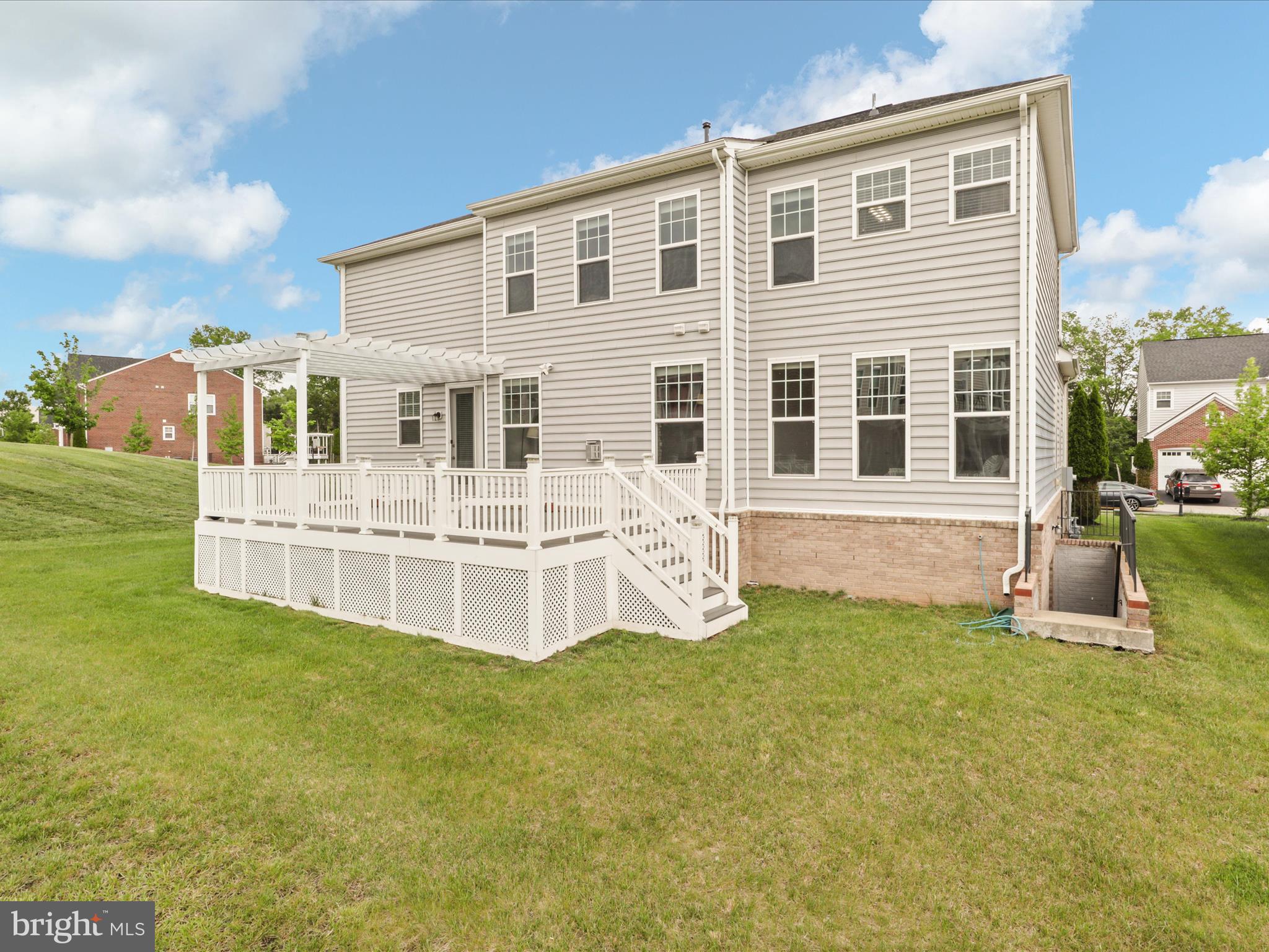 EVERMONT TRACE - Residential