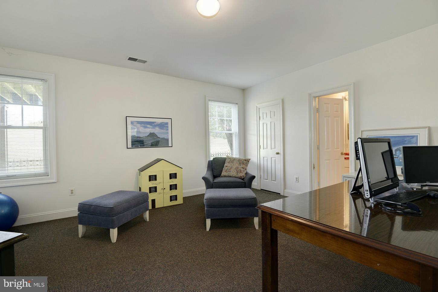 AVENEL - Residential