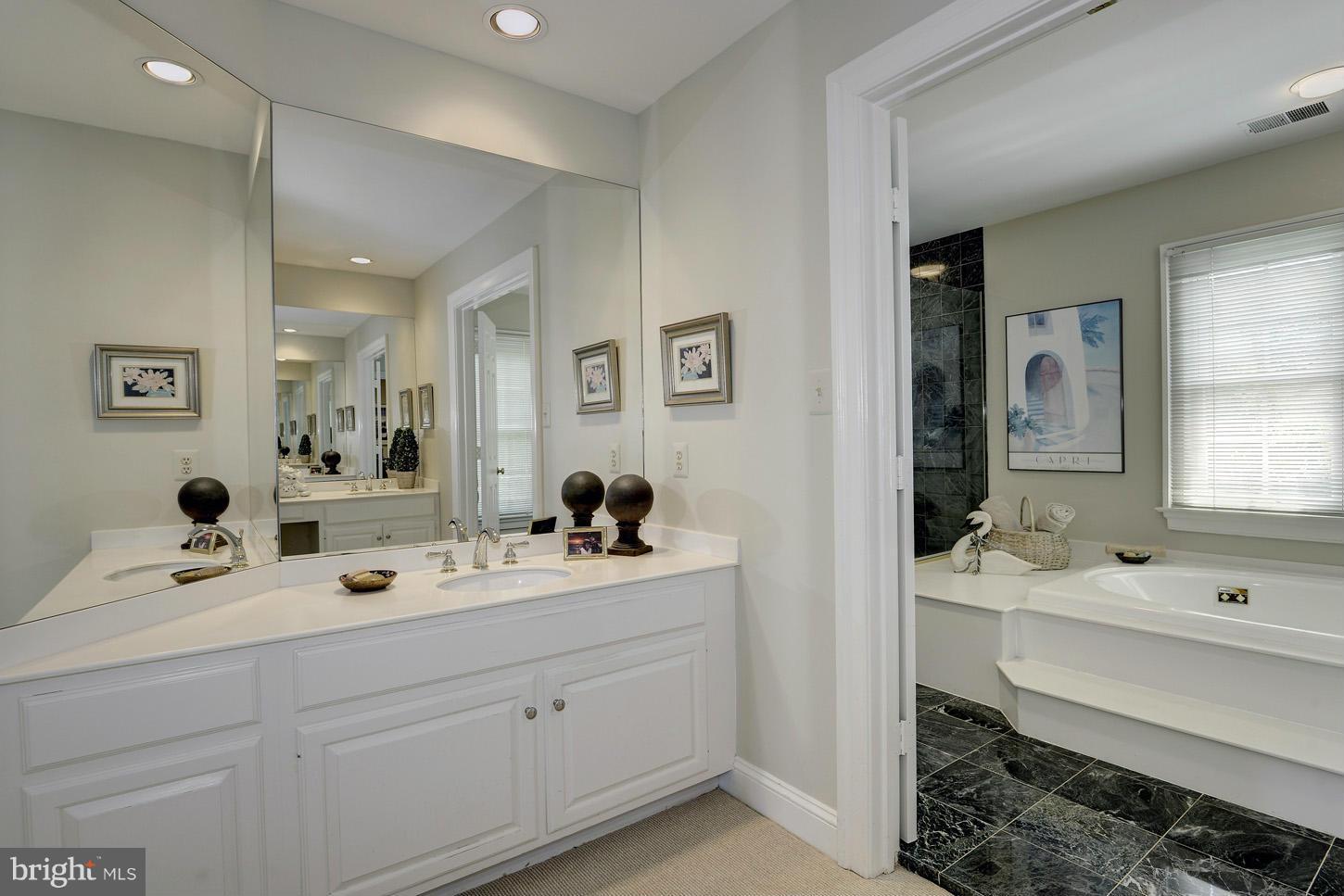 AVENEL - Residential