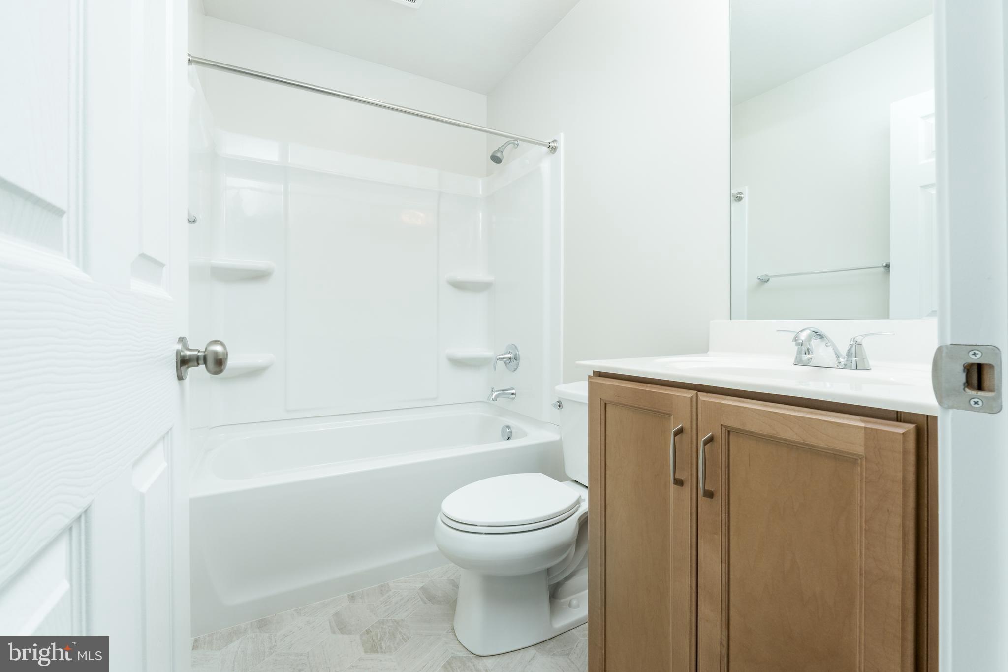 GRAYS POINTE - Residential