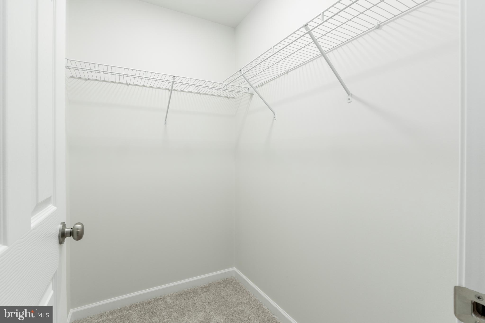 GRAYS POINTE - Residential