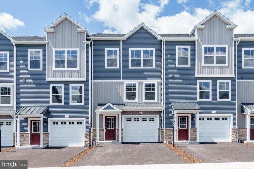 New construction home for sale in Grays Pointe!