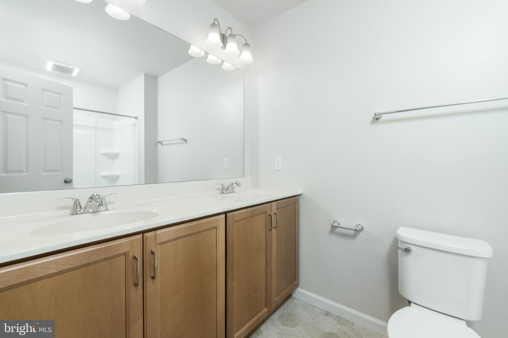 GRAYS POINTE - Residential