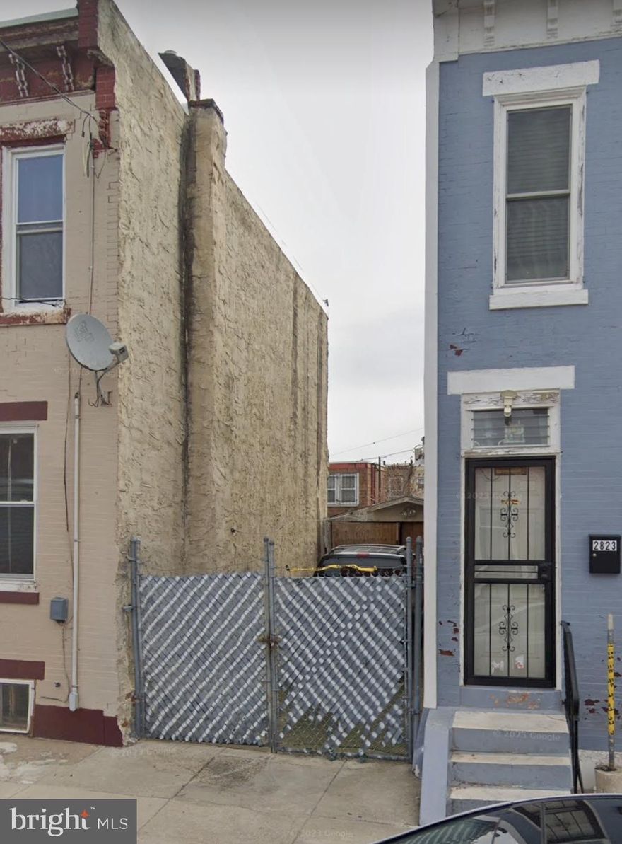 Vacant RSA5 residential building lot for sale cash as is. 10% deposit and proof of funds required. Buyer responsible for city resale certificate. Seller requests that buyer use Seller's title comapny for title insurance and settlement. Drive by to show.
