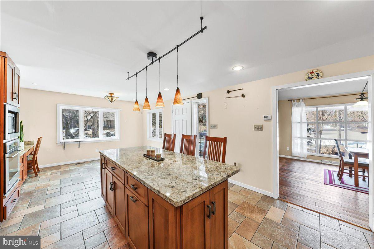 COLLEGE PARK - Residential