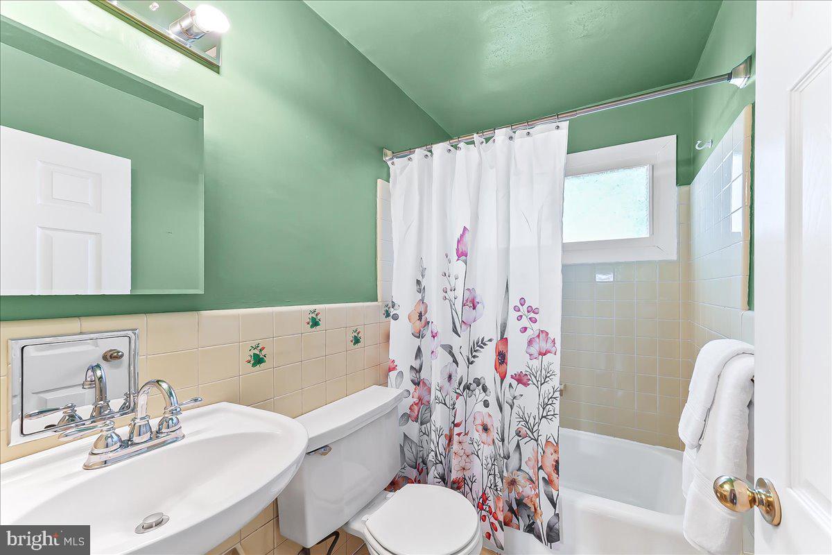 COLLEGE PARK - Residential