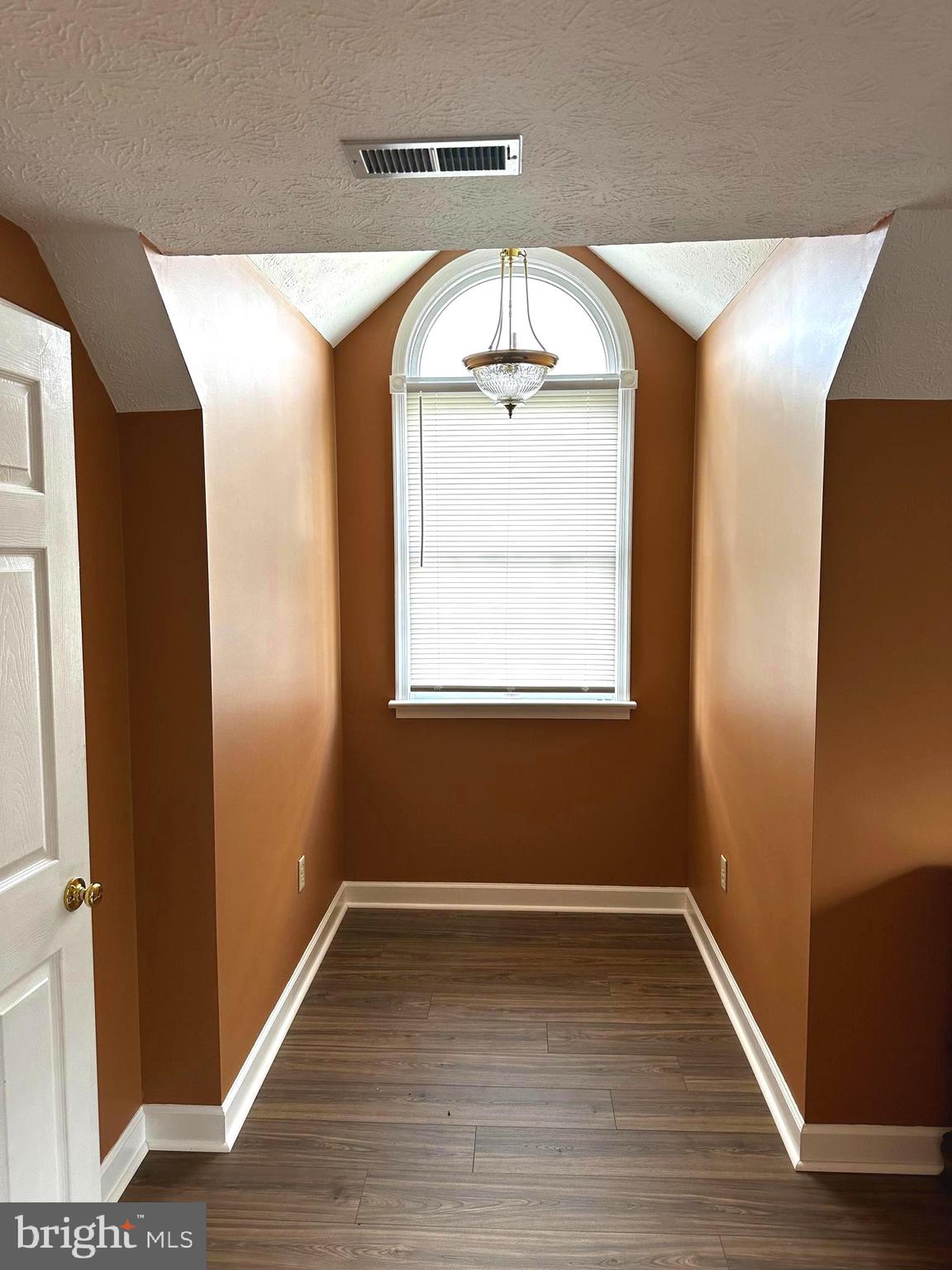 SPRINGVALE HGTS - Residential