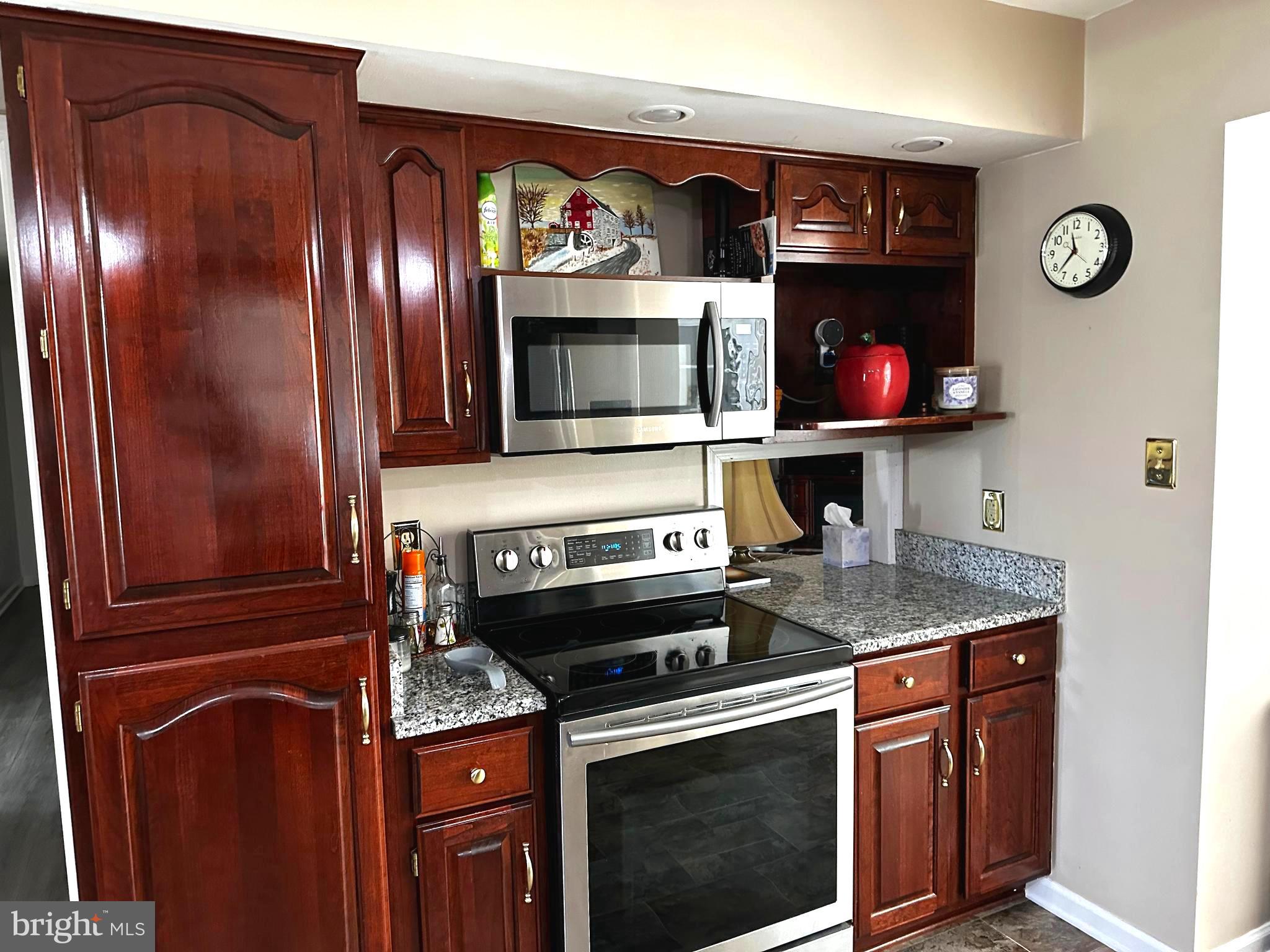 SPRINGVALE HGTS - Residential