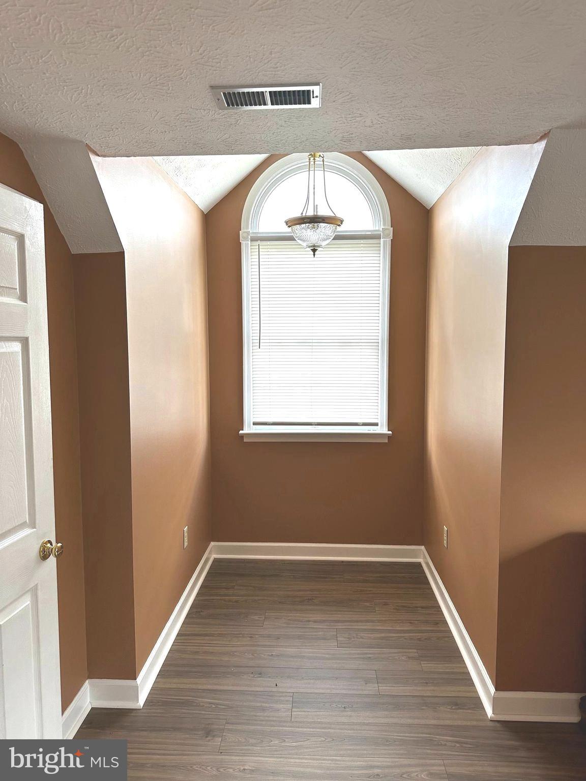 SPRINGVALE HGTS - Residential