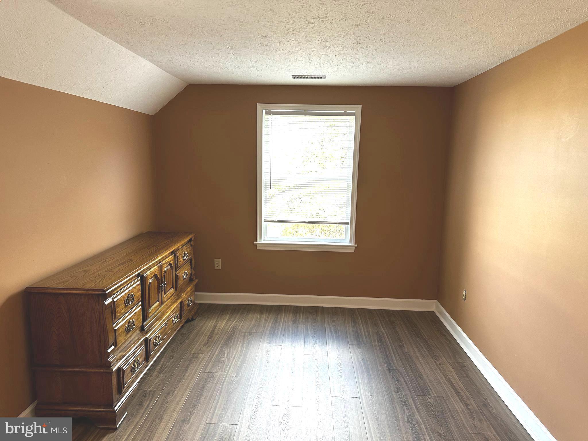 SPRINGVALE HGTS - Residential