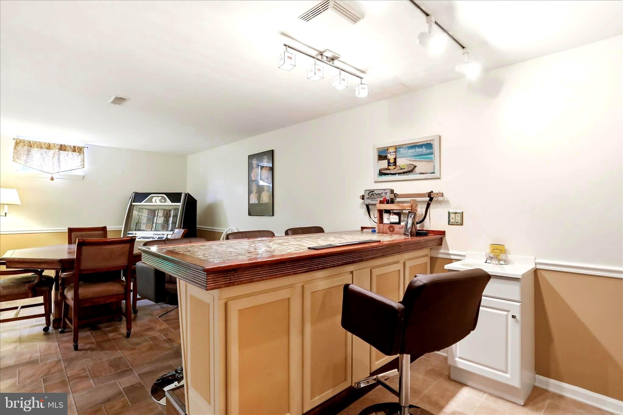 SPRINGVALE HGTS - Residential