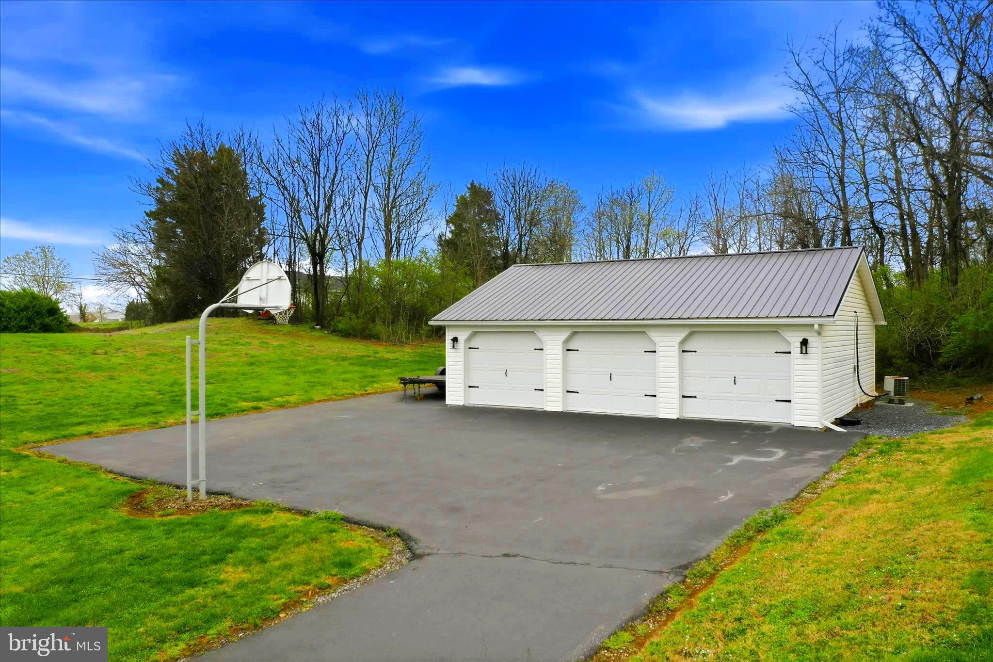 SPRINGVALE HGTS - Residential