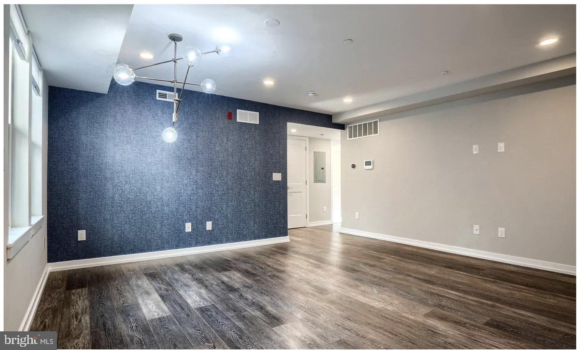 SOCIETY HILL - Residential Lease