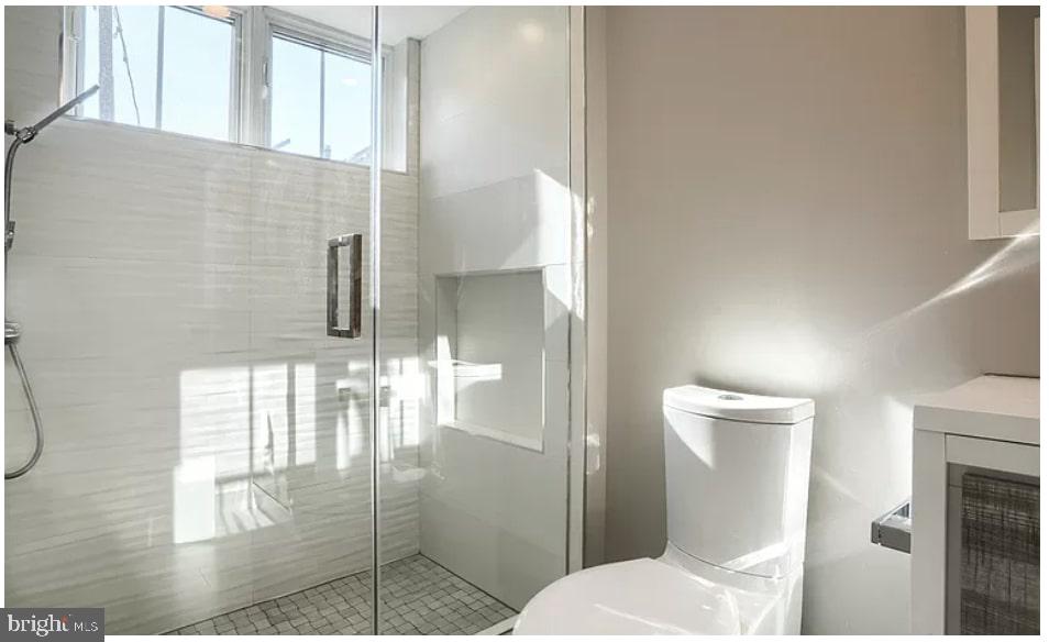 SOCIETY HILL - Residential Lease