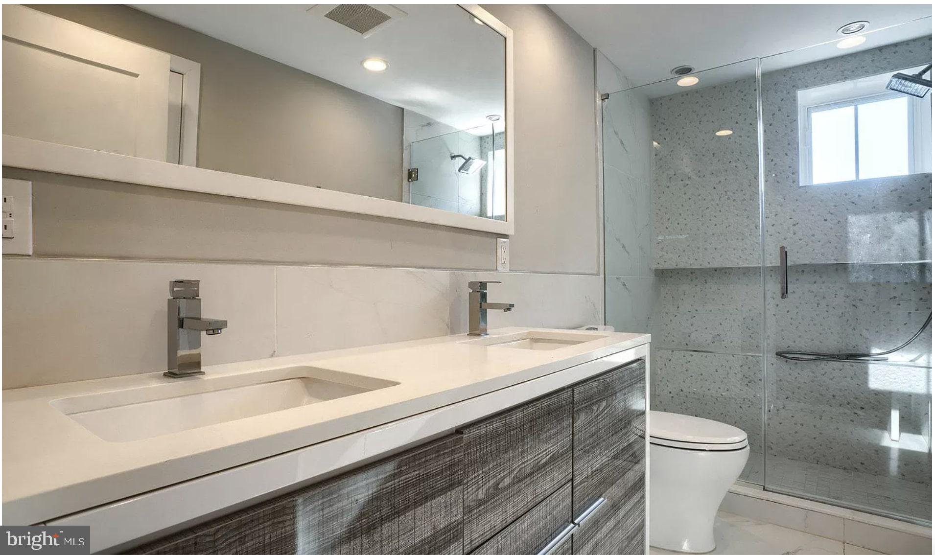 SOCIETY HILL - Residential Lease