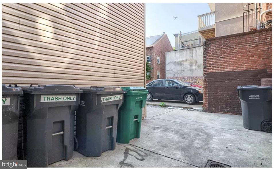 SOCIETY HILL - Residential Lease