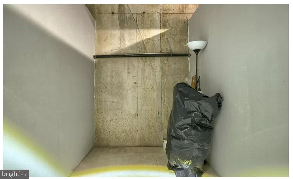 SOCIETY HILL - Residential Lease