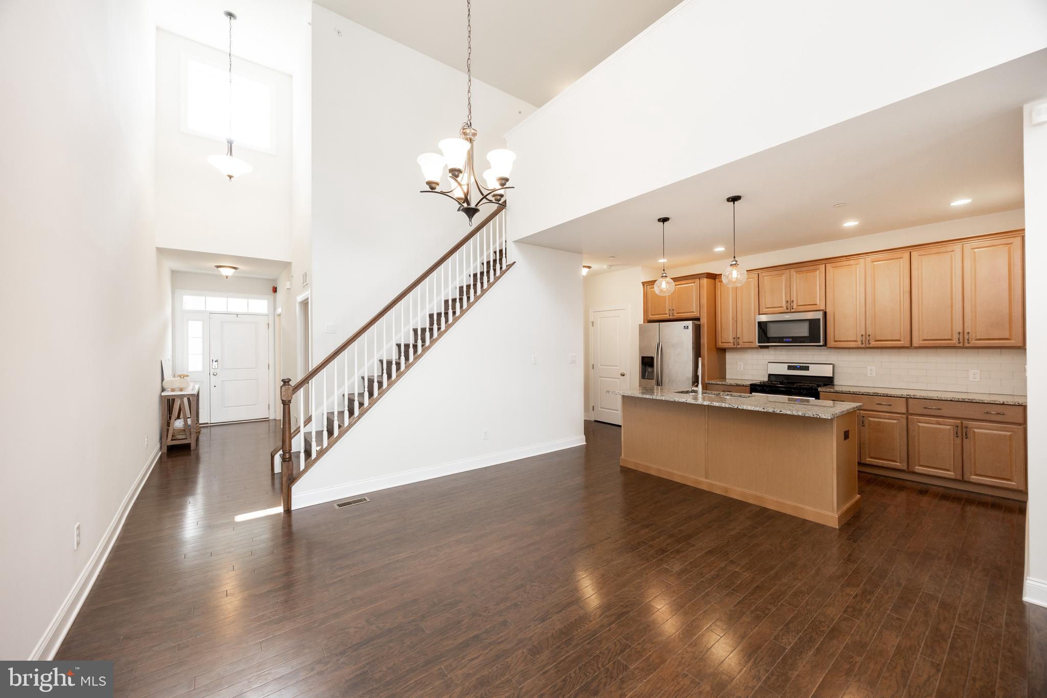 OAKS AT LAFAYETTE HILL - Residential