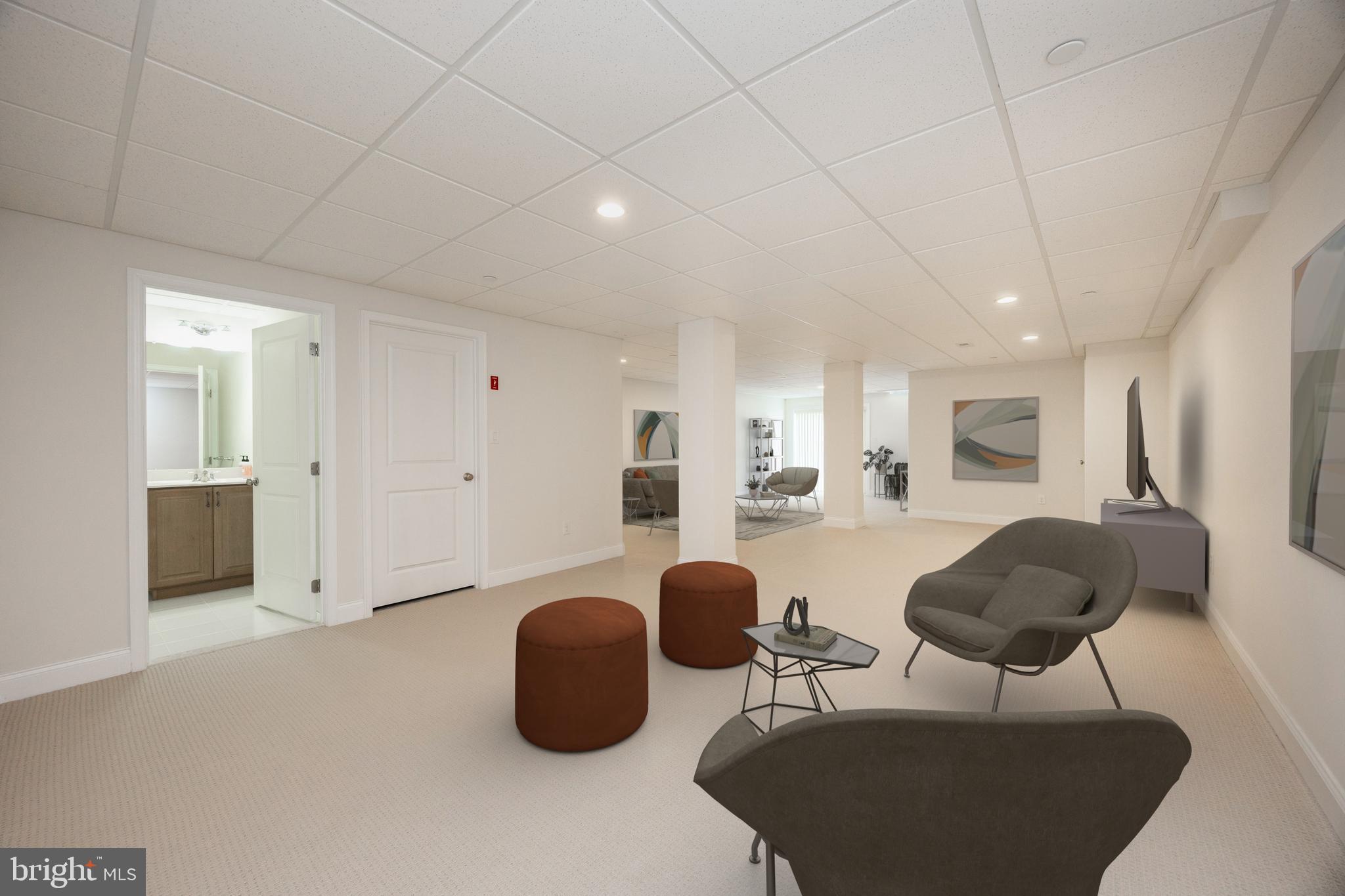 OAKS AT LAFAYETTE HILL - Residential