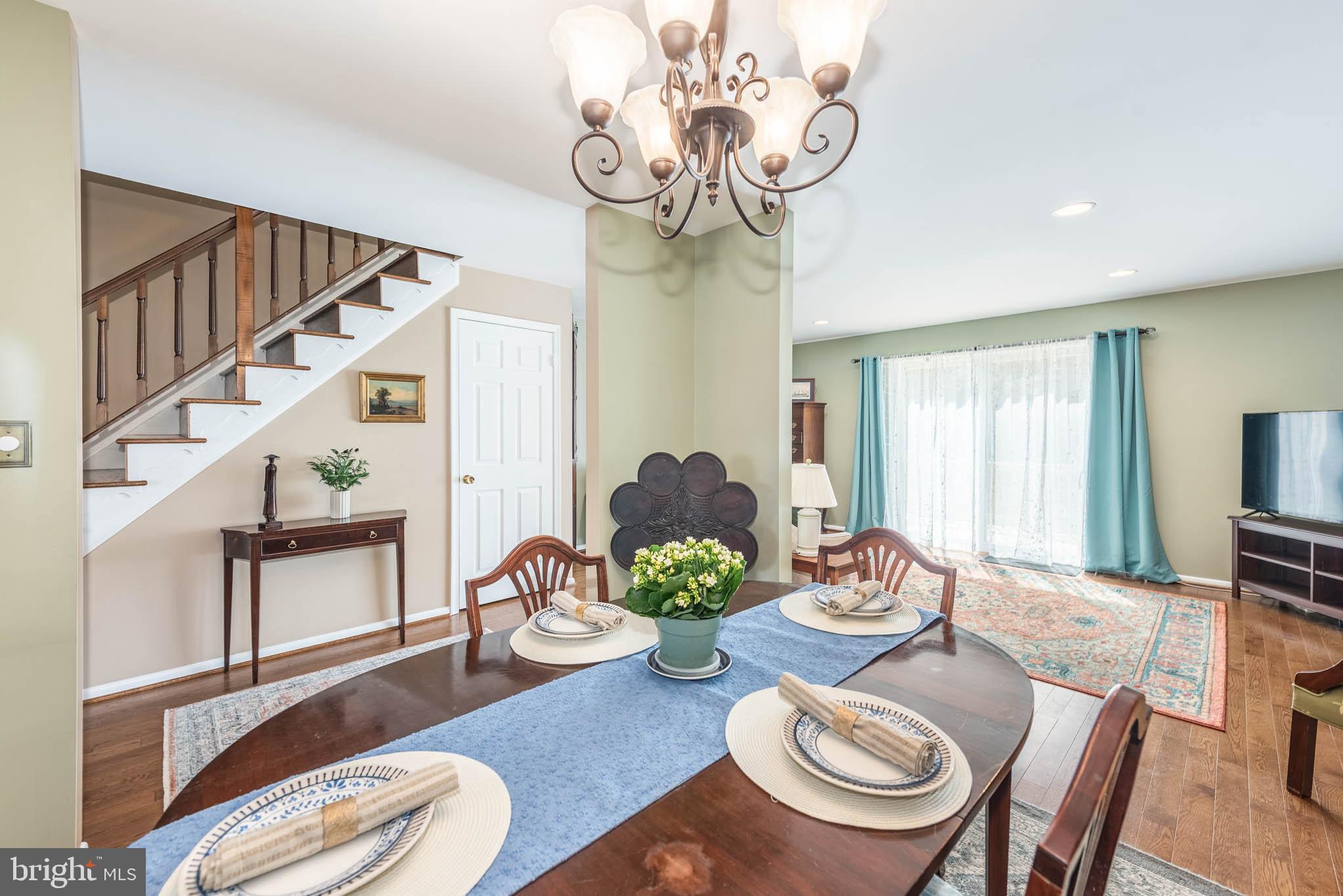 30 LOVETT COURT