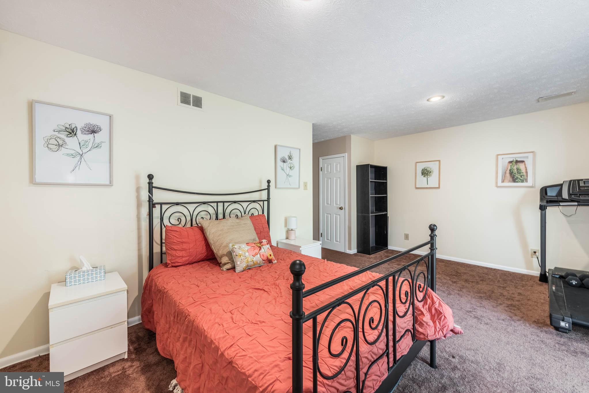 MAYS CHAPEL VILLAGE - Residential