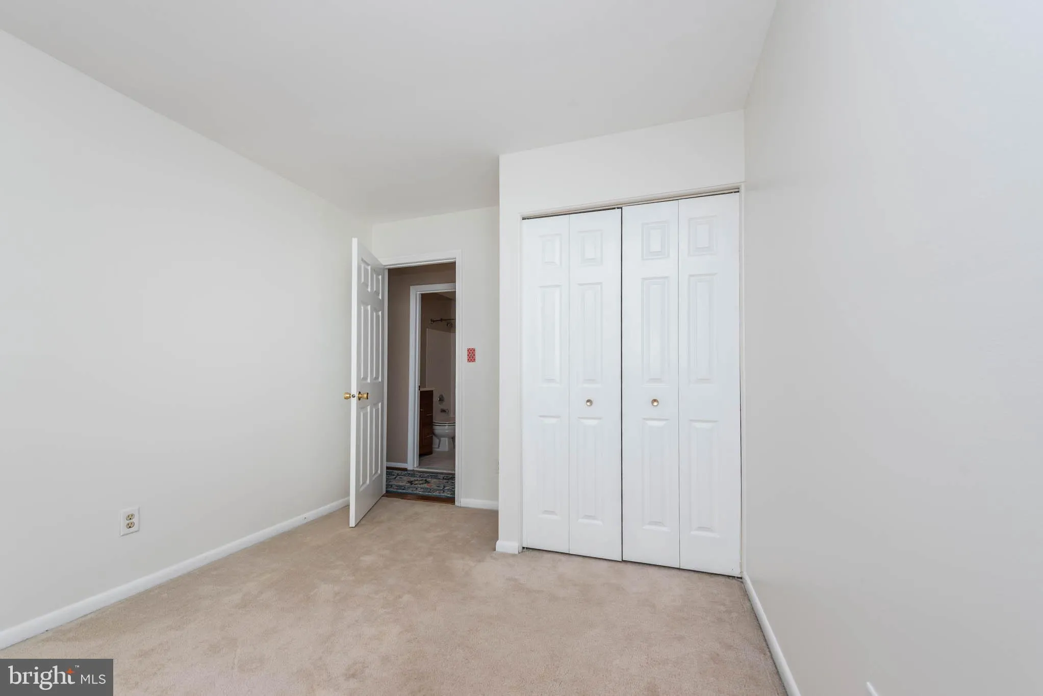 Lutherville Timonium, Maryland 21093, United States, 3 Bedrooms Bedrooms, ,4 BathroomsBathrooms,Residential,Active,110308