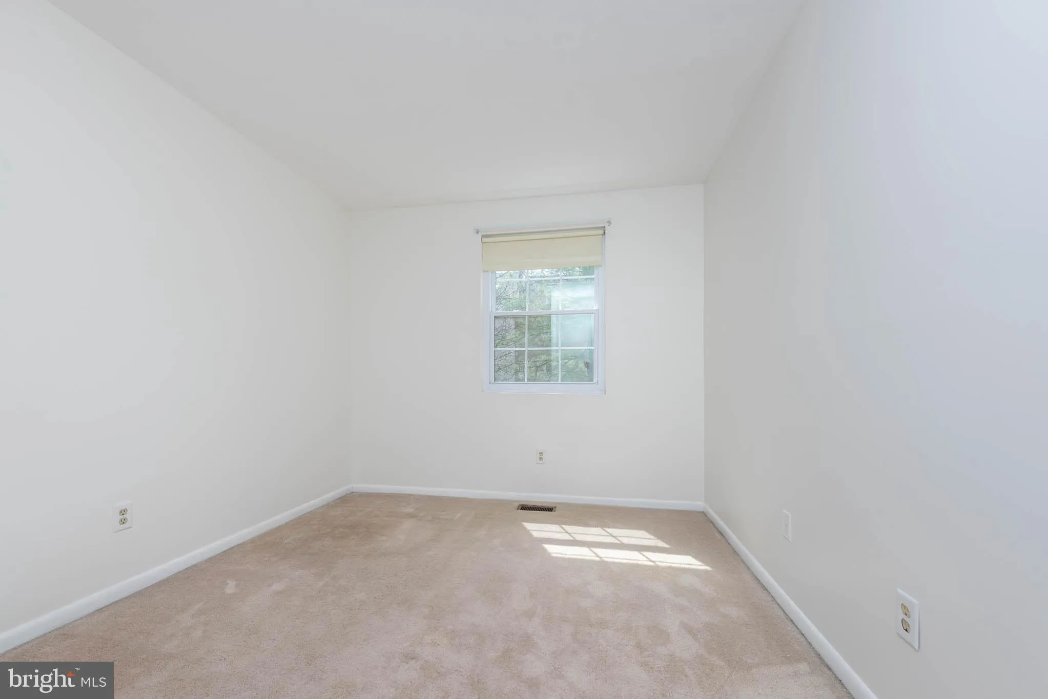 Lutherville Timonium, Maryland 21093, United States, 3 Bedrooms Bedrooms, ,4 BathroomsBathrooms,Residential,Active,110308