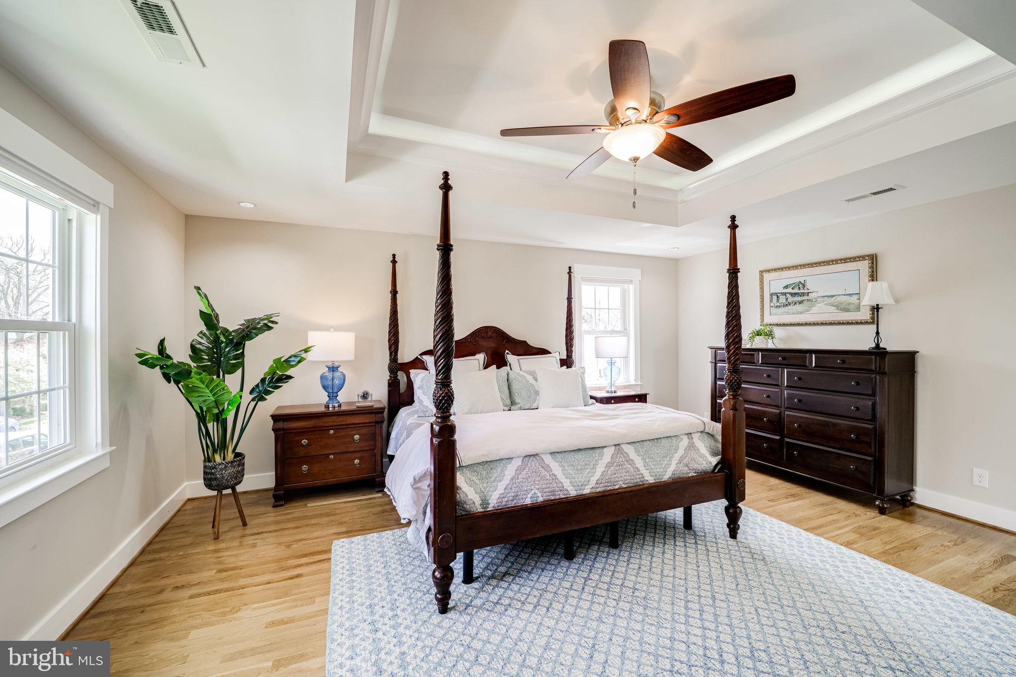 DYES OAKCREST - Residential