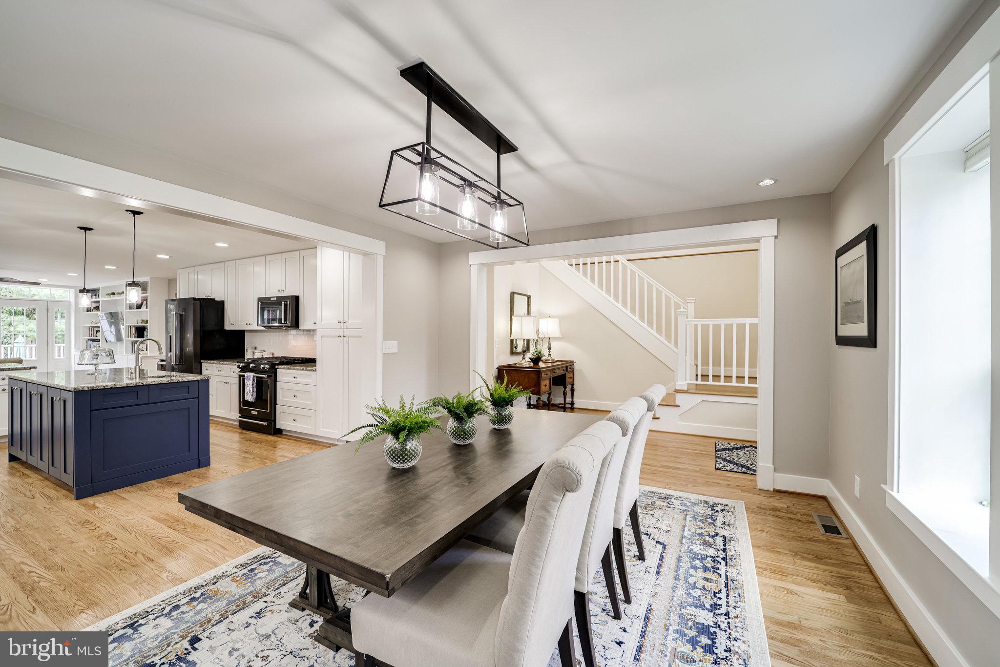 DYES OAKCREST - Residential