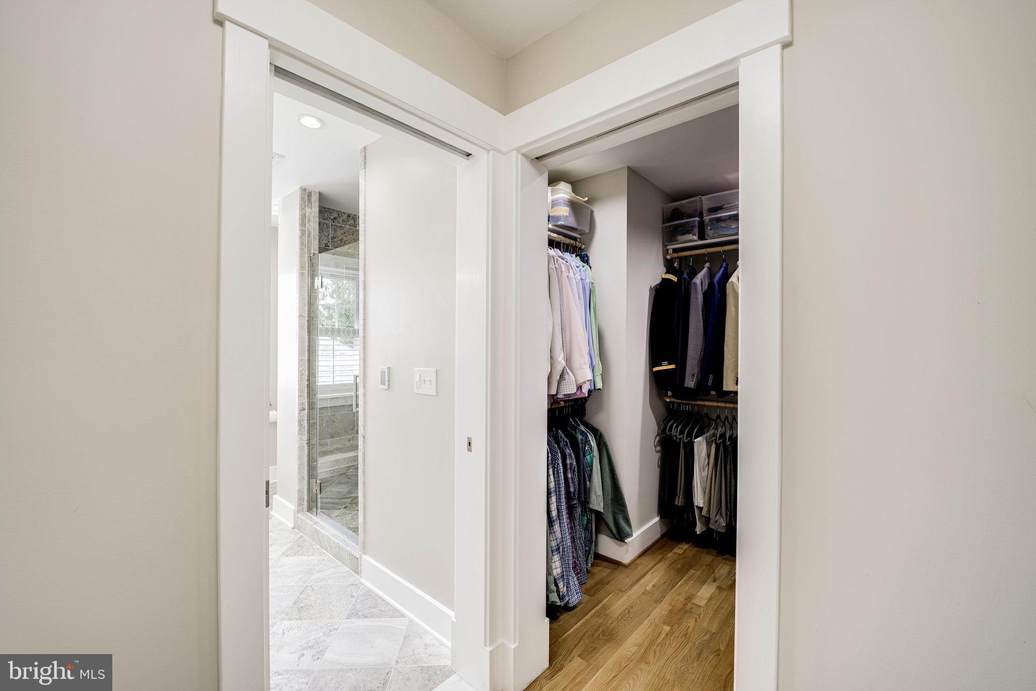 DYES OAKCREST - Residential