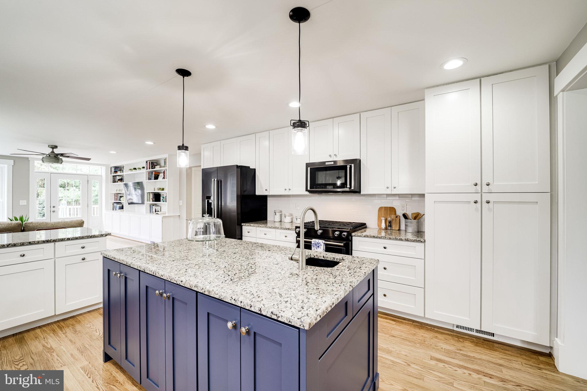 DYES OAKCREST - Residential