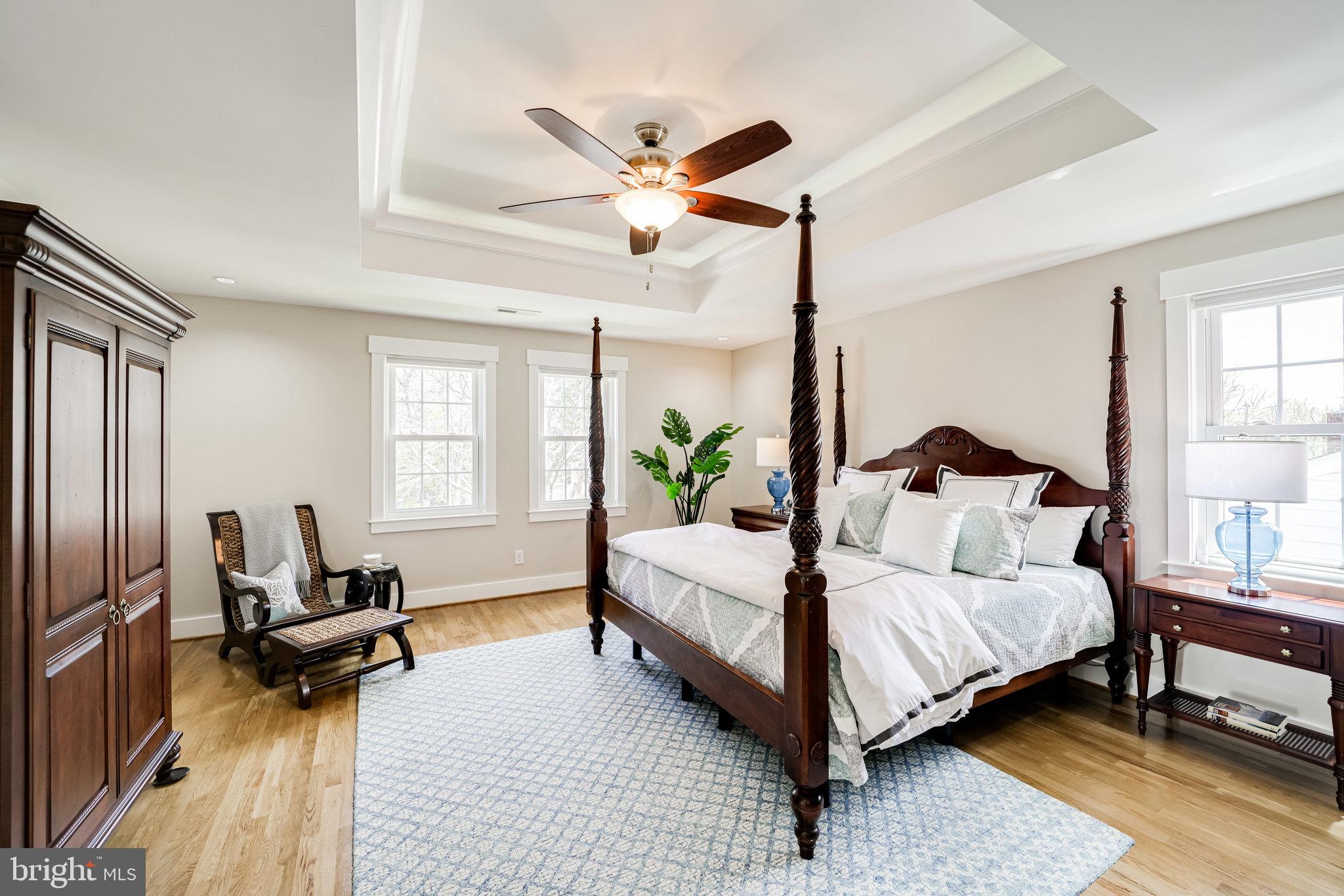 DYES OAKCREST - Residential