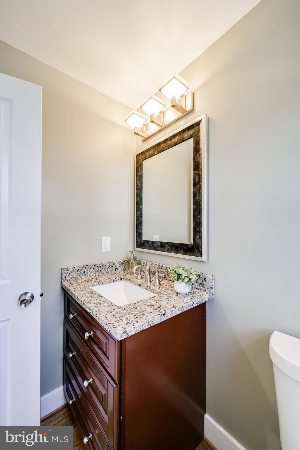 DYES OAKCREST - Residential