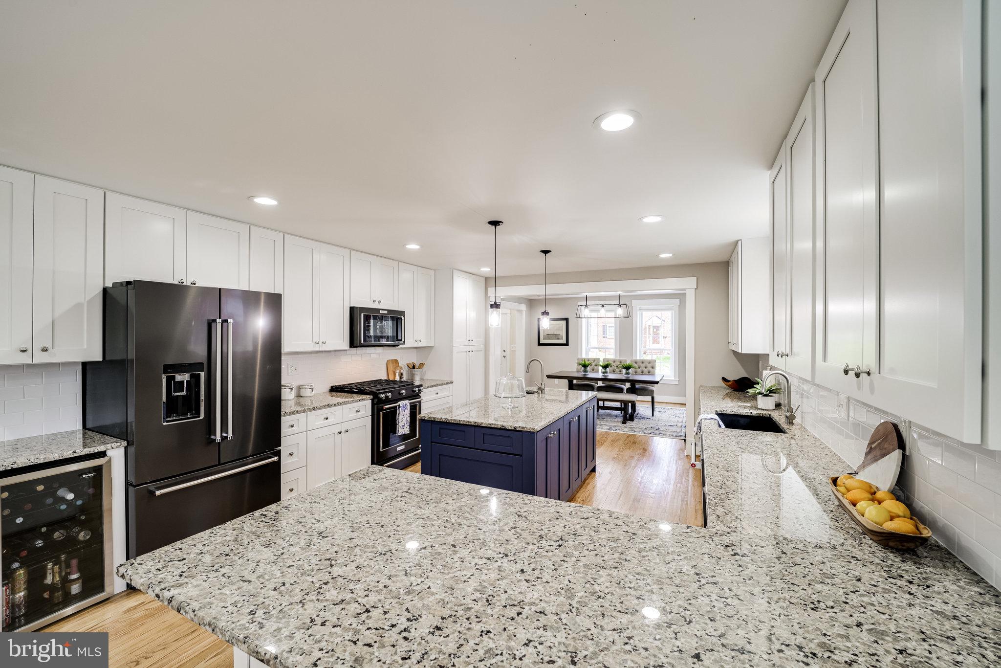 DYES OAKCREST - Residential