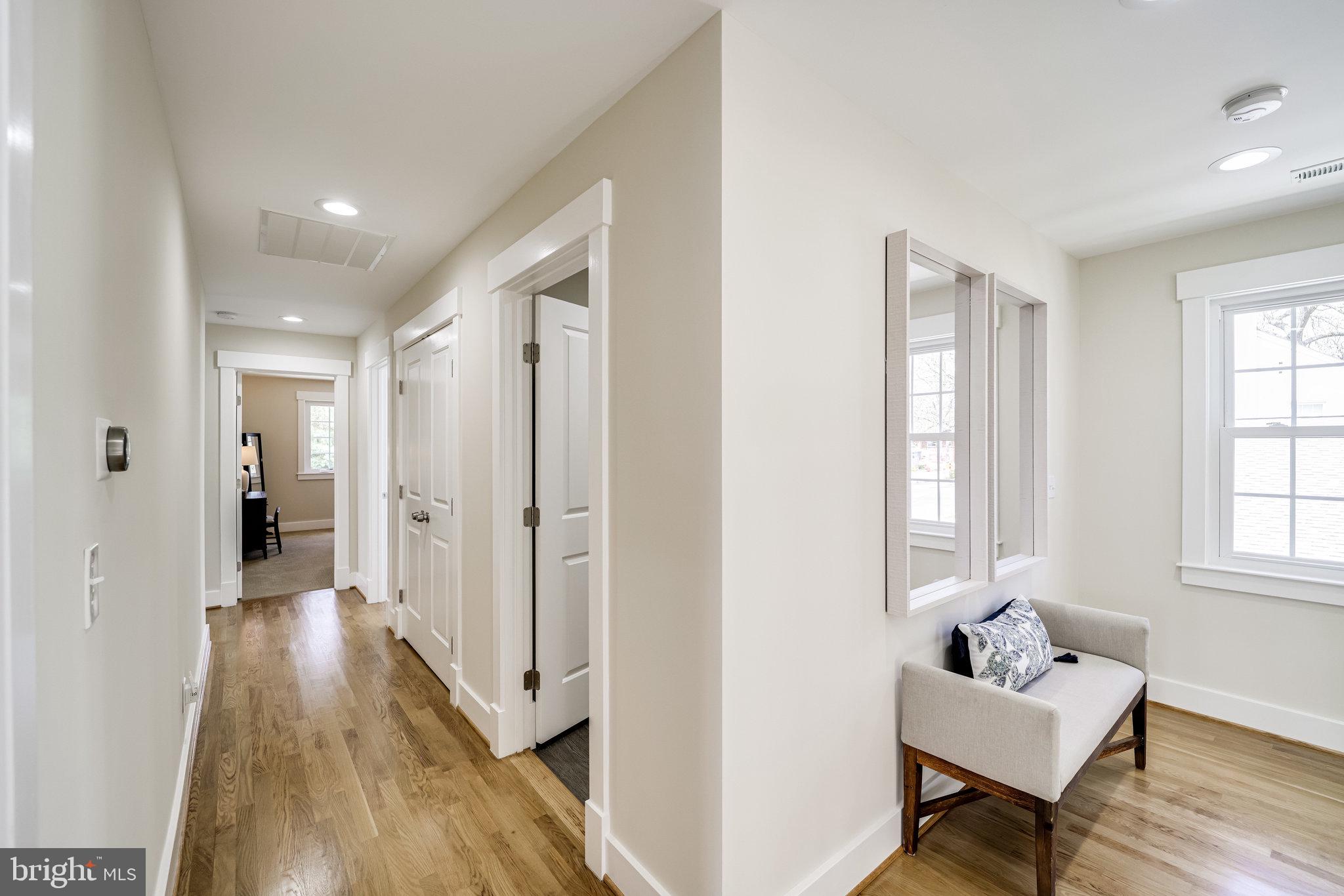 DYES OAKCREST - Residential