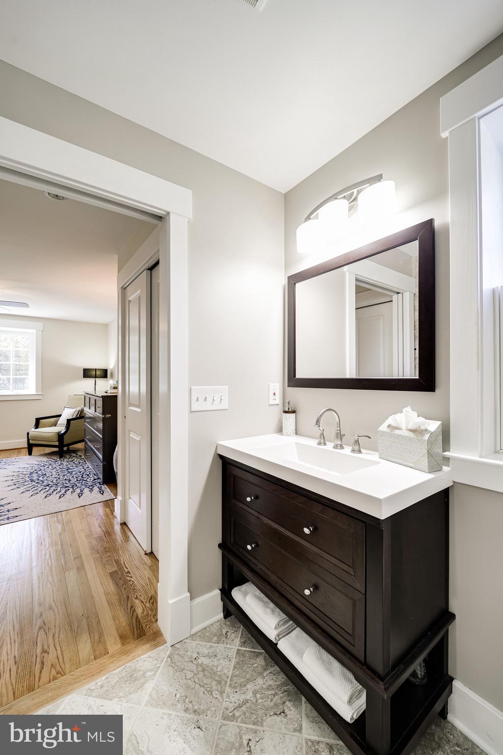 DYES OAKCREST - Residential