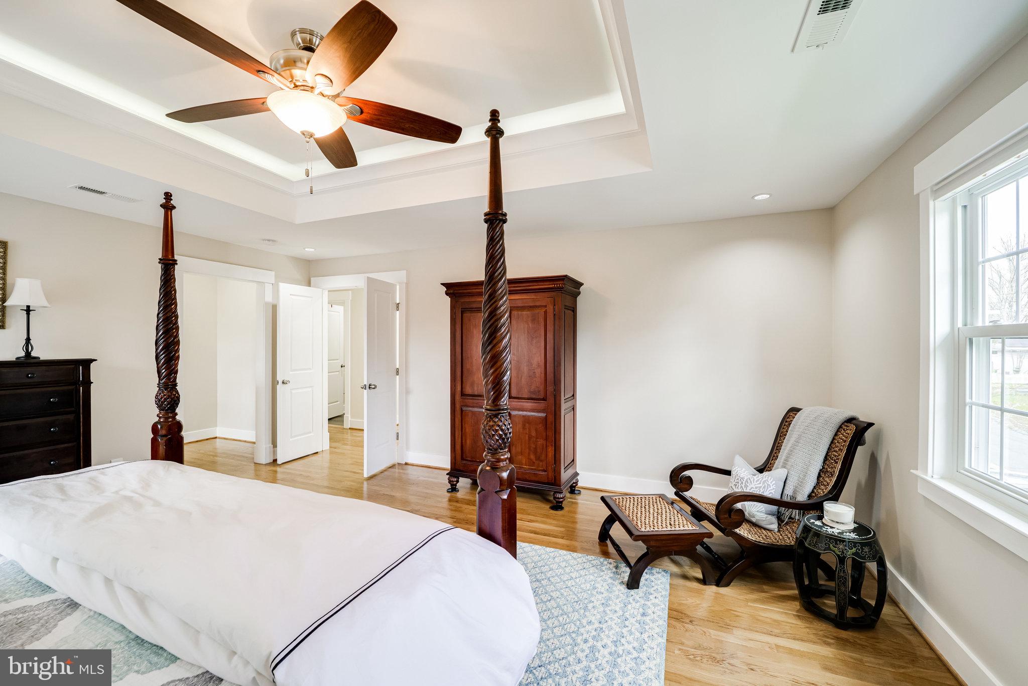 DYES OAKCREST - Residential