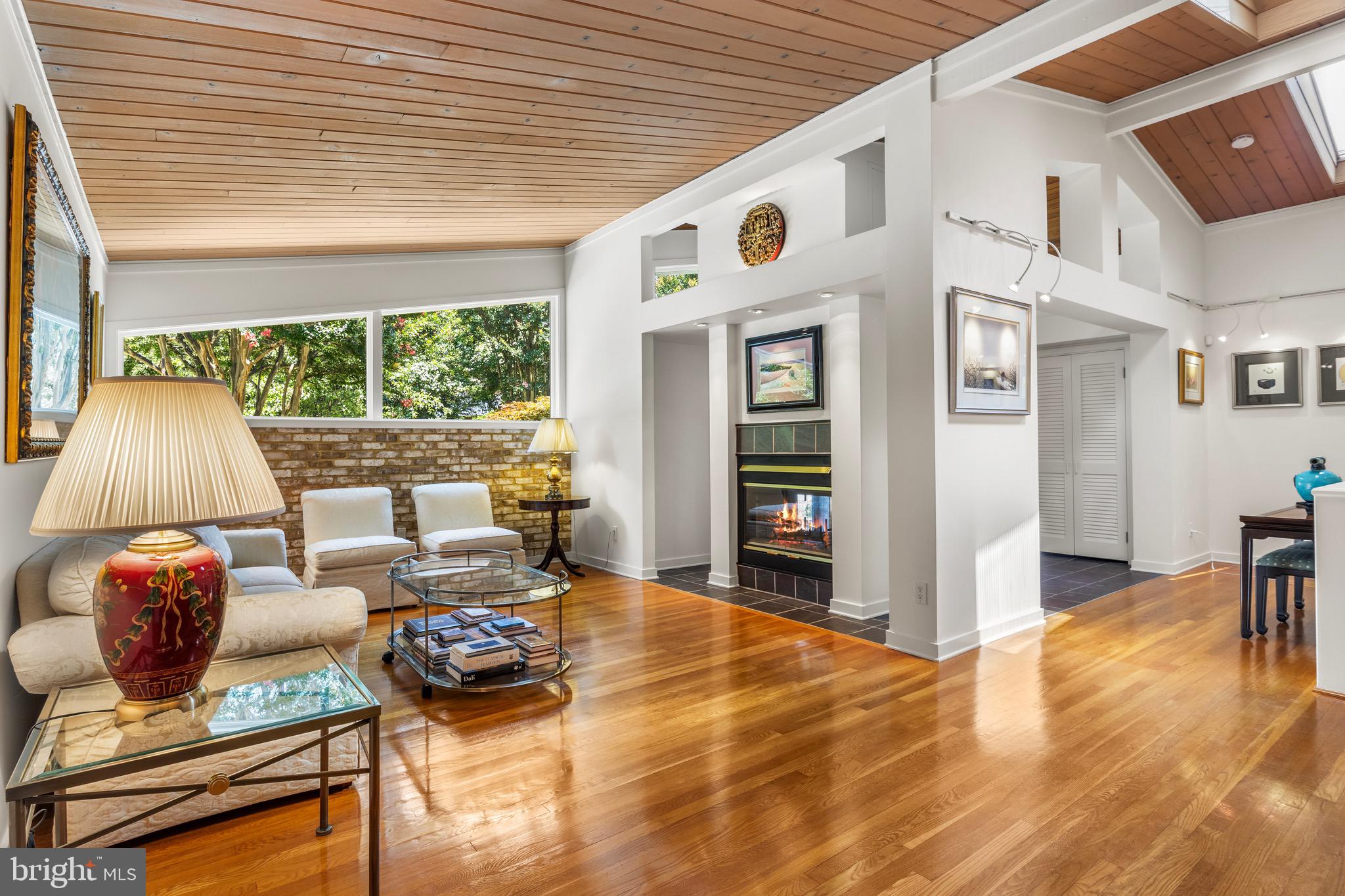 WILDWOOD MANOR - Residential