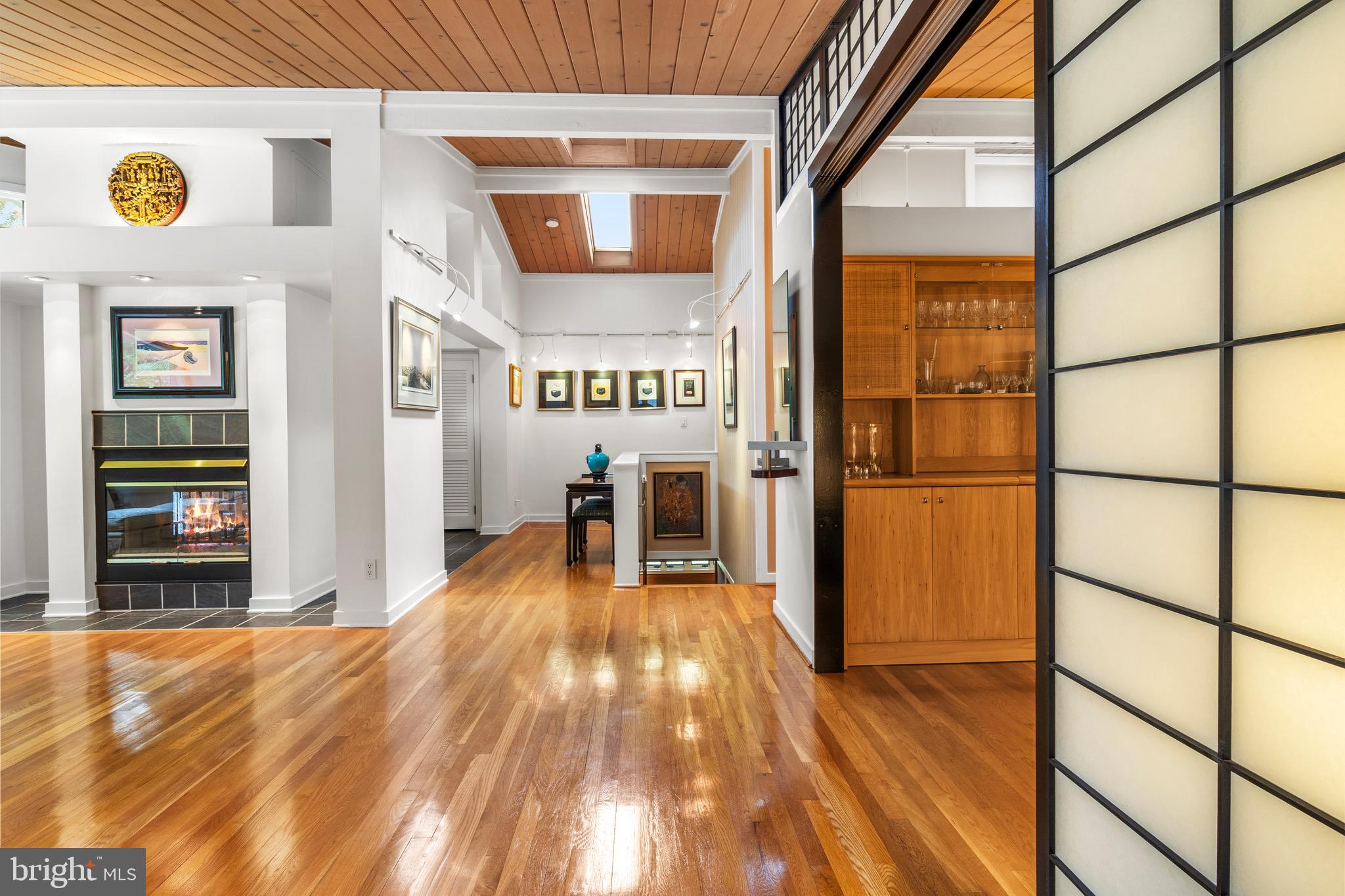 WILDWOOD MANOR - Residential